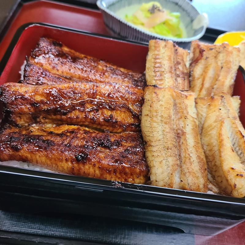 白焼き重(地焼うなぎ ひらさわ)