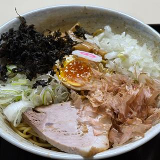 魚節まぜそば(らーめん・おにぎり がりっと。 盛岡合庁店)