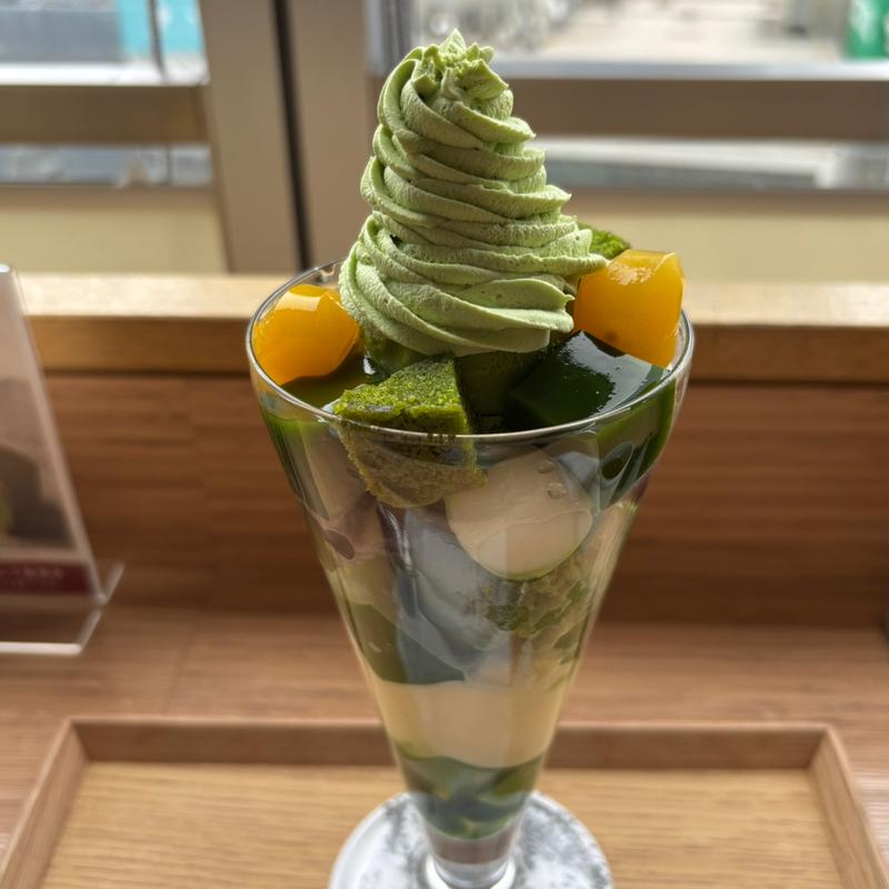 特選都路里パフェｰ抹茶ｰ(茶寮都路里 大丸東京店 （さりょうつじり）)