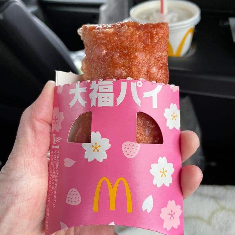 あんことおもちのいちご大福パイ(マクドナルド ４号線盛岡上田店 )