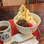 クリームあんみつ(純喫茶マウンテン)