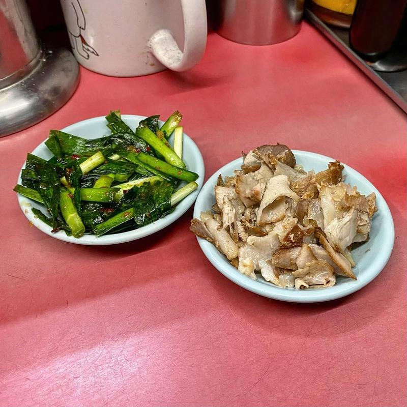 チャーシューの切りおとし ニラキムチ(中華そば 天天有 一乗寺本店)