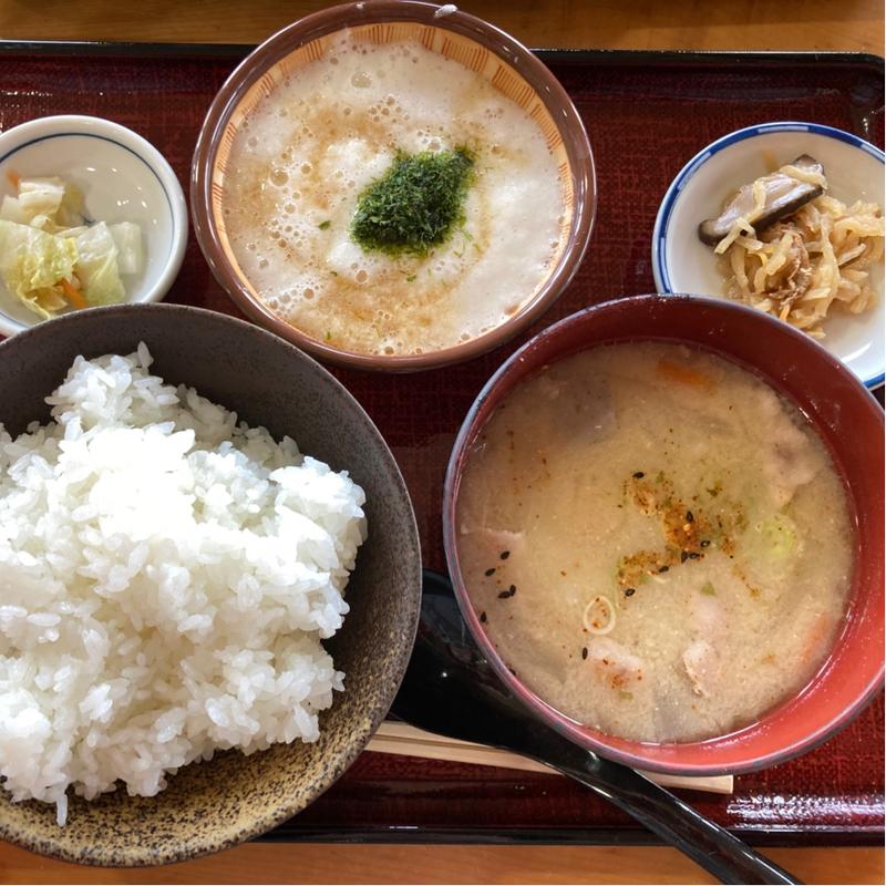 とろろご飯　豚汁付き(今井食堂(道の駅 今井恵みの里))