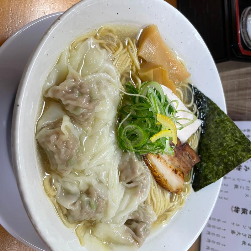 煮干しワンタン麺(煮干しラーメン つかさ)