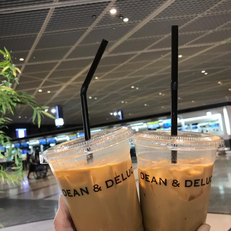 アイスカフェラテ(DEAN & DELUCA カフェ 成田空港第１ターミナル)