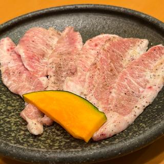 三元豚トントロ(焼肉 やわら)