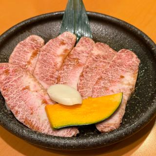 黒毛和牛上カルビ(焼肉 やわら)