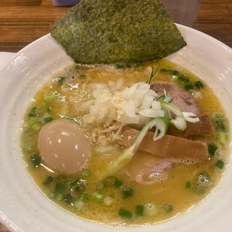 白湯塩ラーメン(くろまる )
