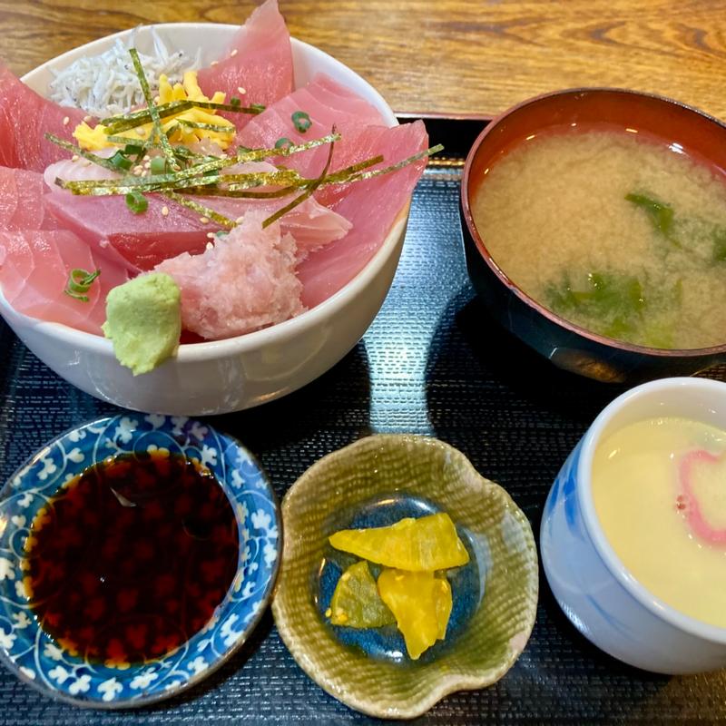 まぐろ丼(うつみ食堂 )