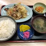 肉野菜炒め定食