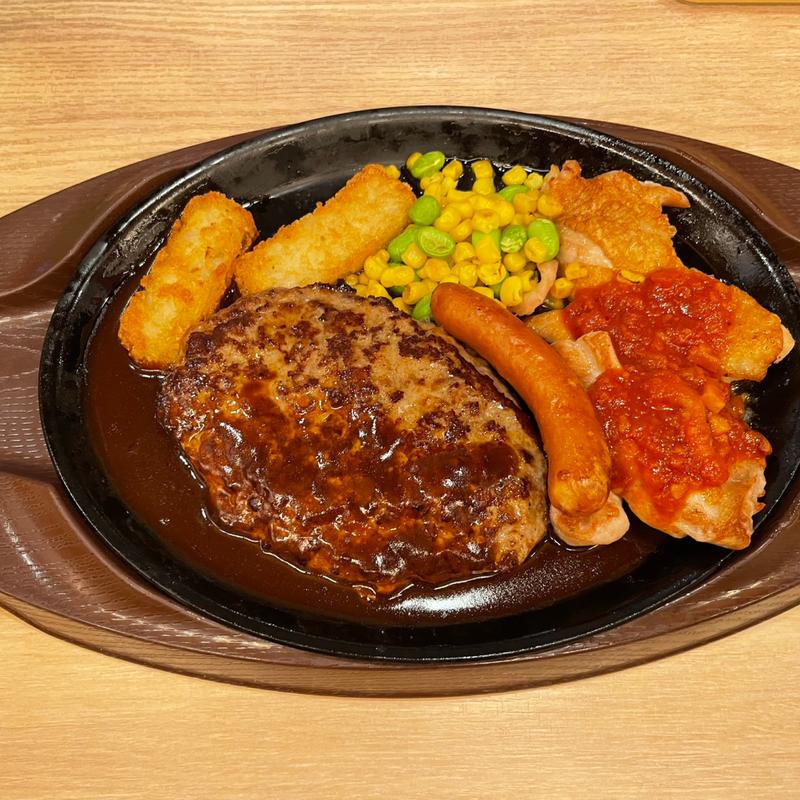 鉄板ハンバーグミックスグリル(ガスト 盛岡西バイパス店 )