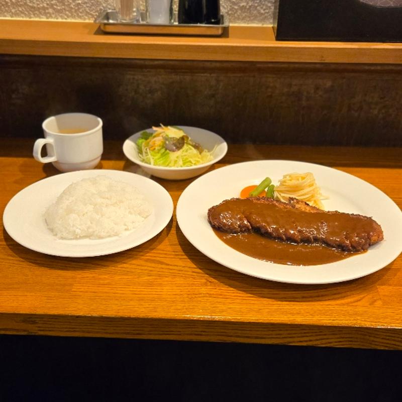 b.ビフカツレツ(洋食屋 ゆうき)