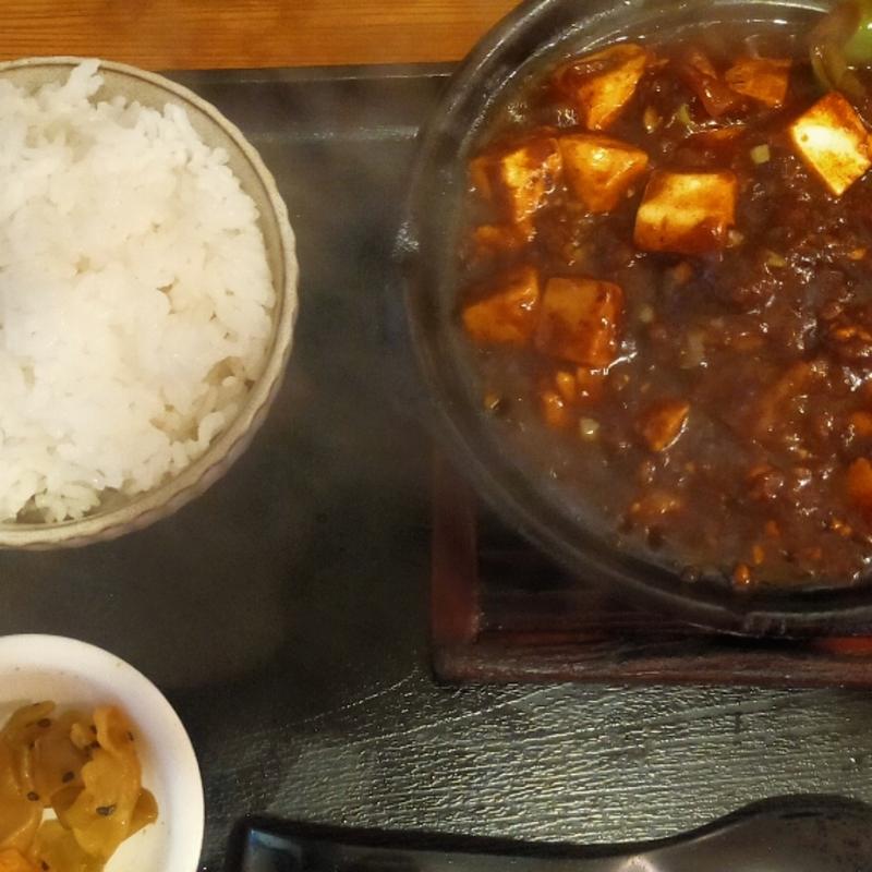 牛すじ麻婆豆腐(花梨麻婆酒家 堺東店)