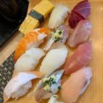 おまかせ12貫(江戸前　びっくり寿司 つくし野店)