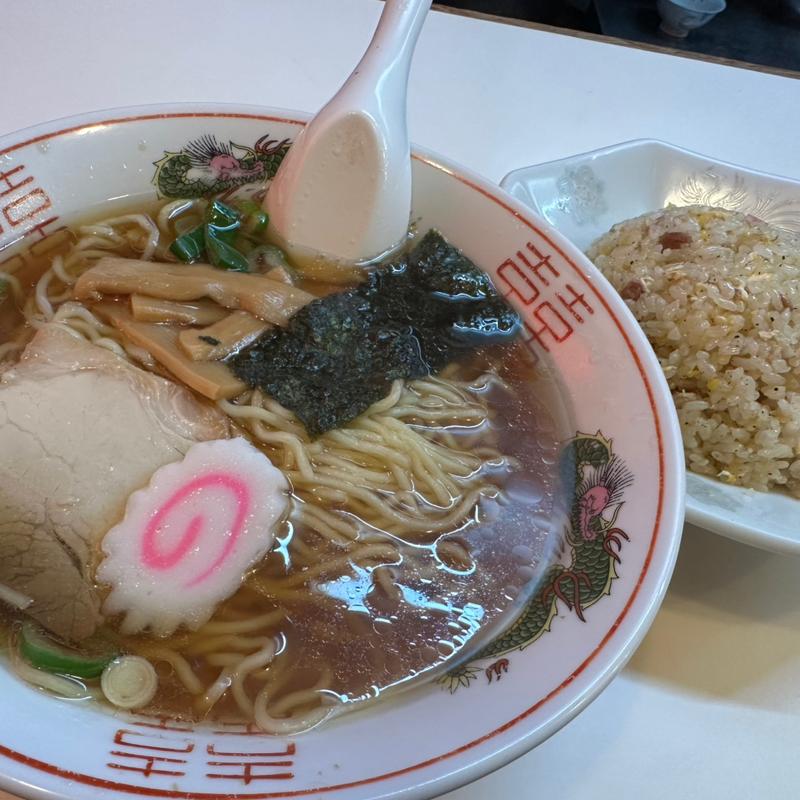 半チャーハン・ラーメン(中華 マツマル)