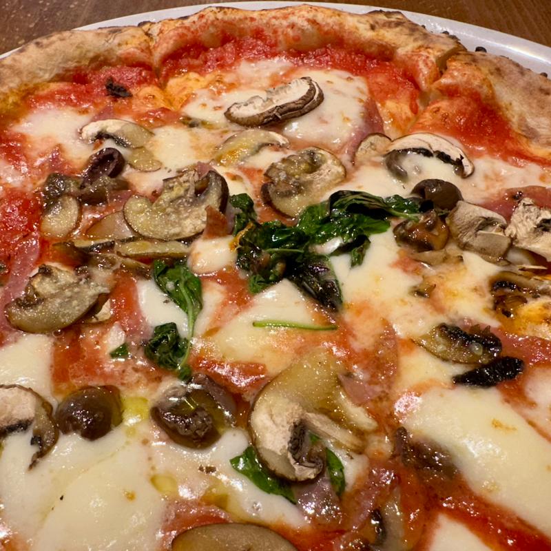 Capricciosa(PIZZERIA ONDA(ピッツェリア オンダ)門前仲町)