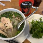 蒸し鶏フォーセット＋パクチー(ベトナムダイニングジャディンGIA ĐÌNH 二号店)