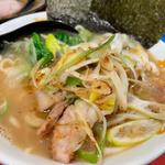 ネギ肉塩ラーメン(ラーメン家がんくろ)