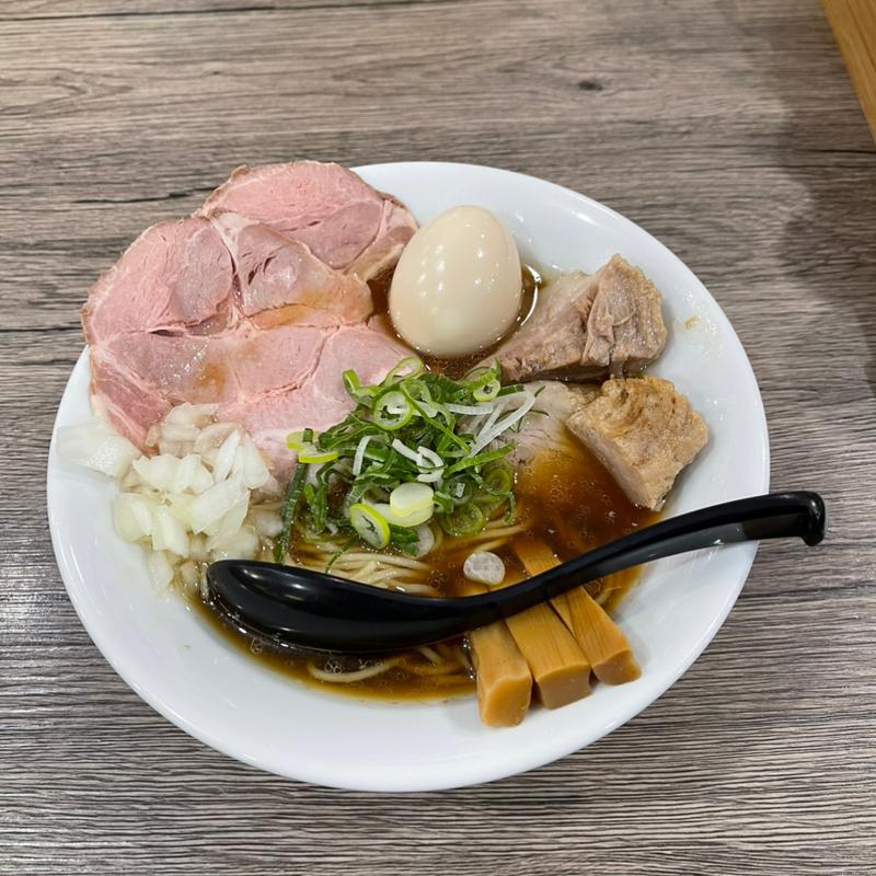 (らーめん　つけ麺　虎テツ)