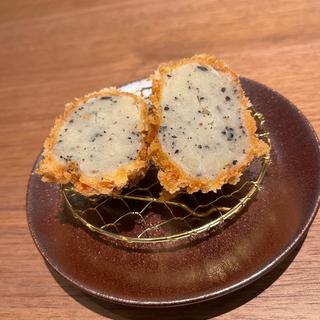 黒トリュフのコロッケ(カツレツMATUMURA)