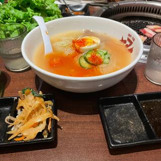 盛岡冷麺(焼肉・冷麺ヤマト 盛岡みたけ店 )