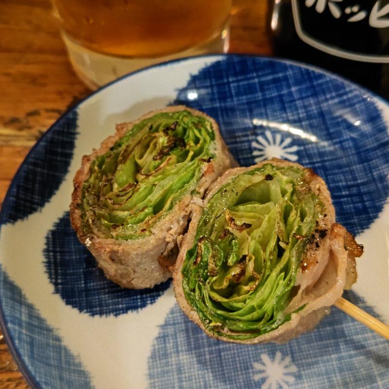 レタス巻き(もつ焼きごえん 野毛店)