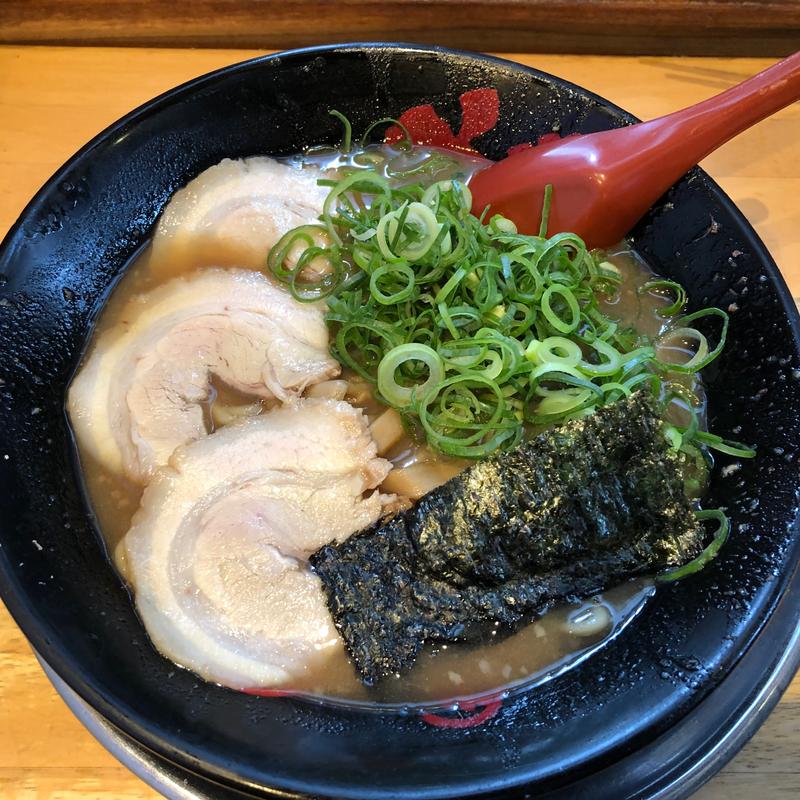 純とんこつラーメン(豚の骨（奈良がむしゃら） （【旧店名】屋台ラーメン がむしゃら）)