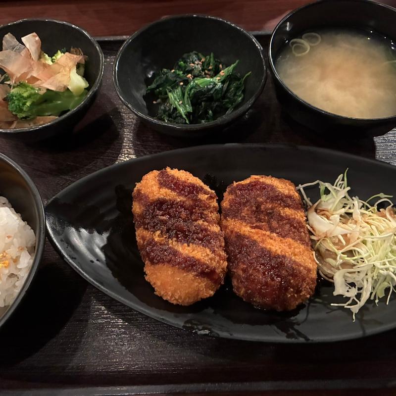 クリームコロッケランチ(本町酒場　福力 （フクリキ）)