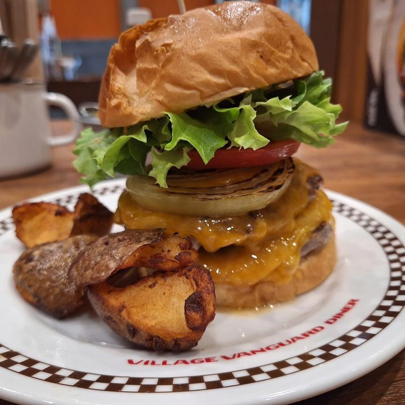 ダブルチーズバーガー(ヴィレッジヴァンガードダイナー豊洲フォレシア店)