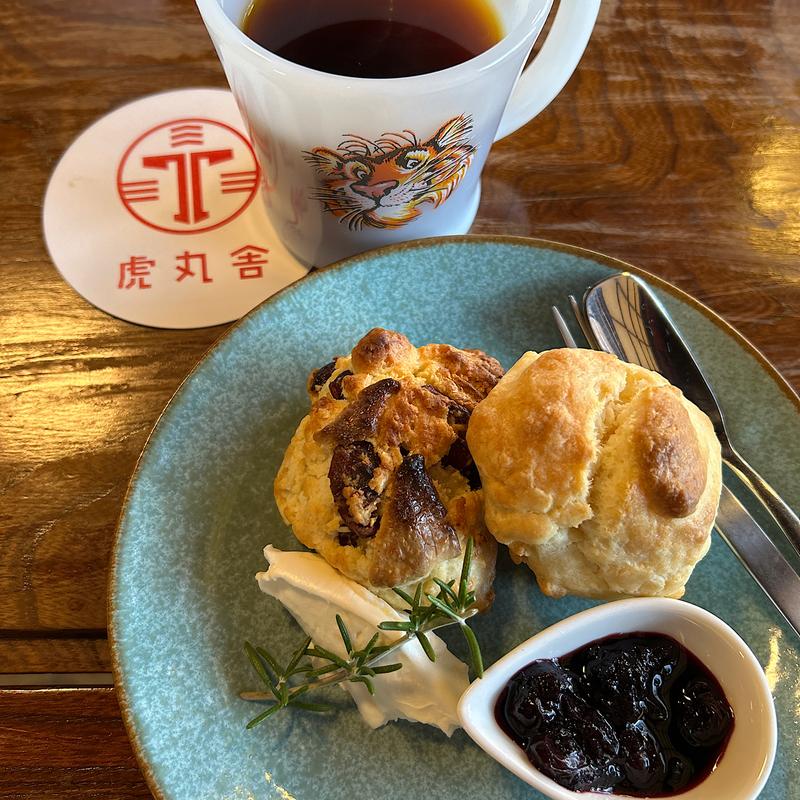 スコーンプレート(古民家カフェ 虎丸舎（(株)フジワラプレス）)