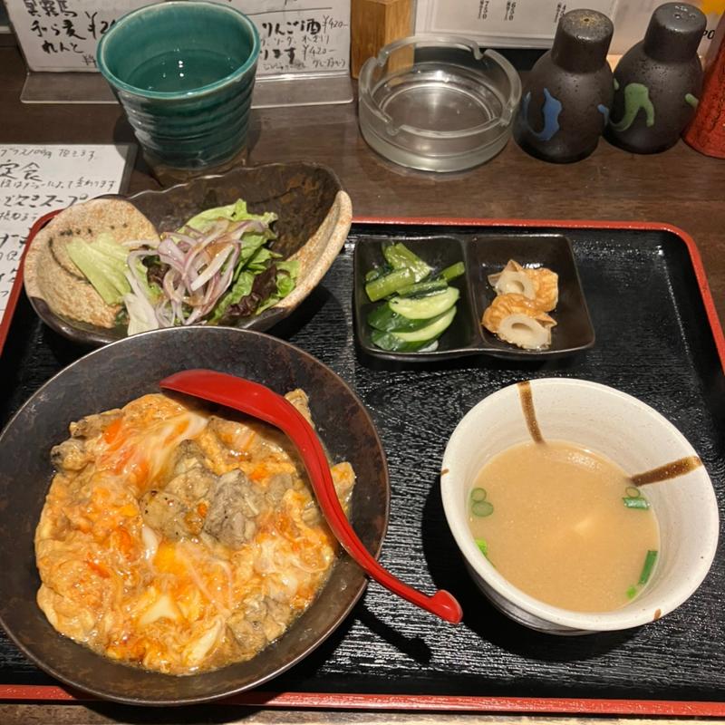 蘭王親子丼定食(炭火焼鳥 鶏ロック)