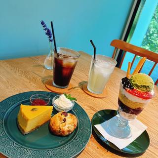 (喫茶と食事 みどり)