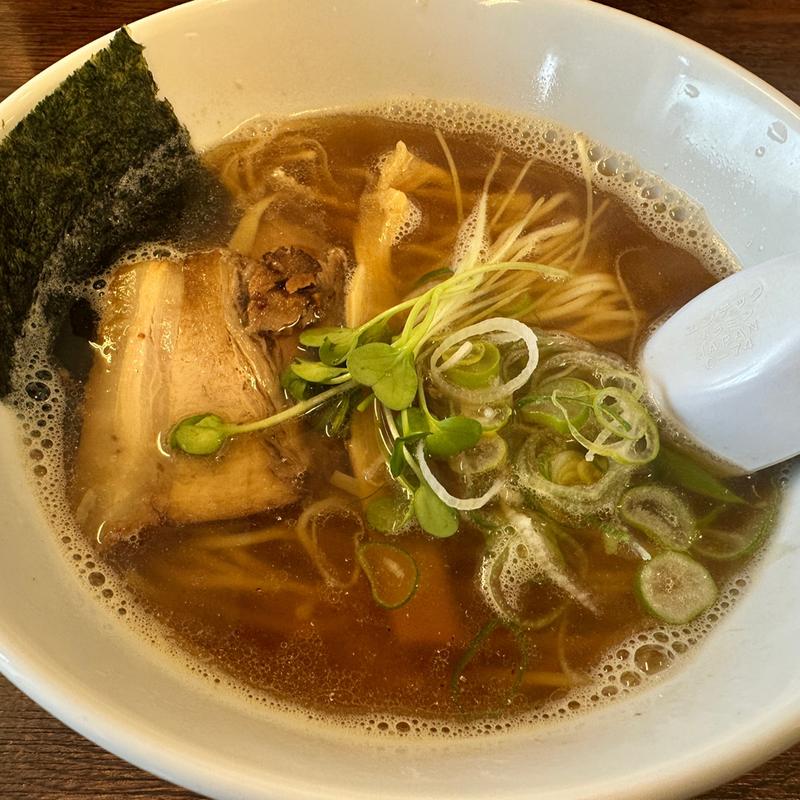 らーめん（醬油味）(らーめん餃子専門　こむさし)