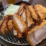 極厚ロースかつ定食(肉屋食堂　たけうち)