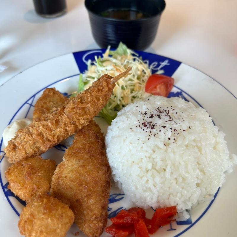 おすすめランチ ミックスフライ(エーダッシュ)