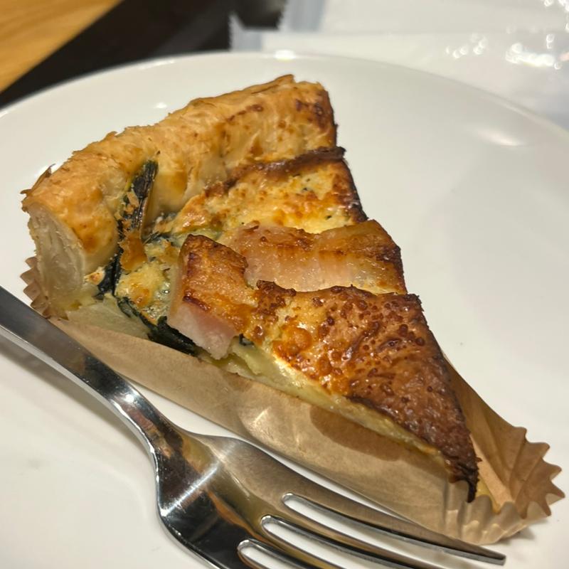 ベーコンとほうれん草のキッシュ(スターバックスコーヒー 三木サービスエリア(上り線)店)