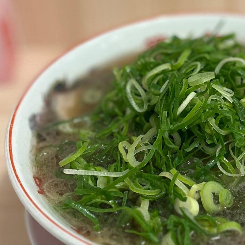 チャーシュー麺大盛ネギ増し(本家 第一旭 新宿店)