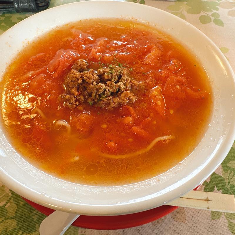 トマトラーメン(らーめんあたりや)