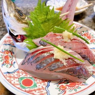天然小あじ姿握り(すし辰緑井本店 )