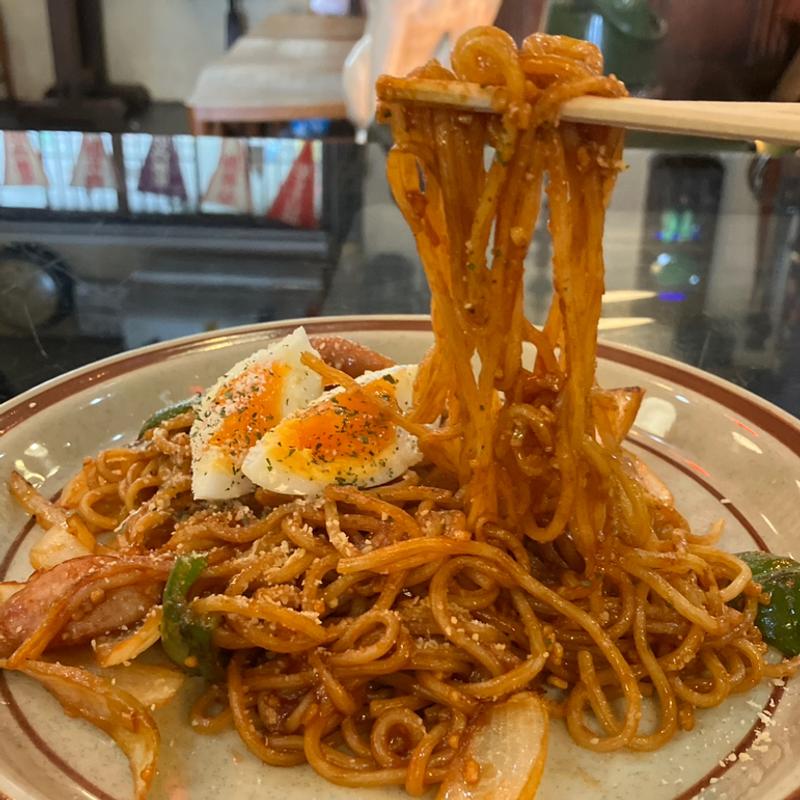 焼きそばナポリタン(夜もすがら骨董店)