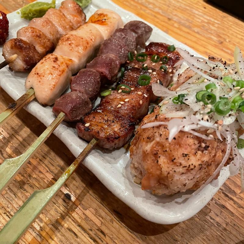 串焼き盛り合わせ(居酒屋 日本酒と焼き鳥のみなと屋 第１八重洲店/八重洲焼き鳥)