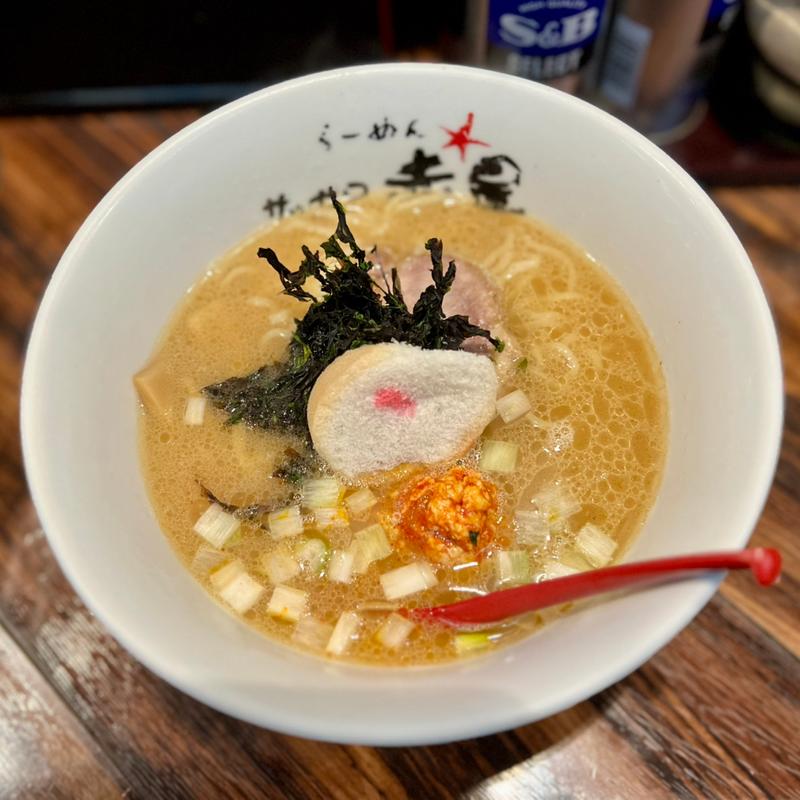 醤油らーめん＋赤玉(赤星)