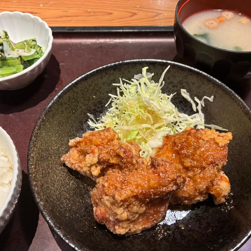 鶏の唐揚げ定食(博多もつ鍋やまや 京阪京橋店)