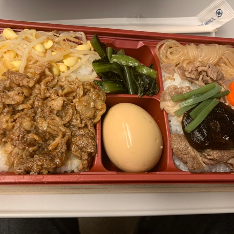 牛すきと焼肉弁当(東京みやげセンター)