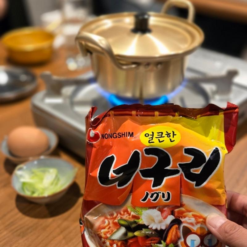 韓国ラーメン(金豚食堂)