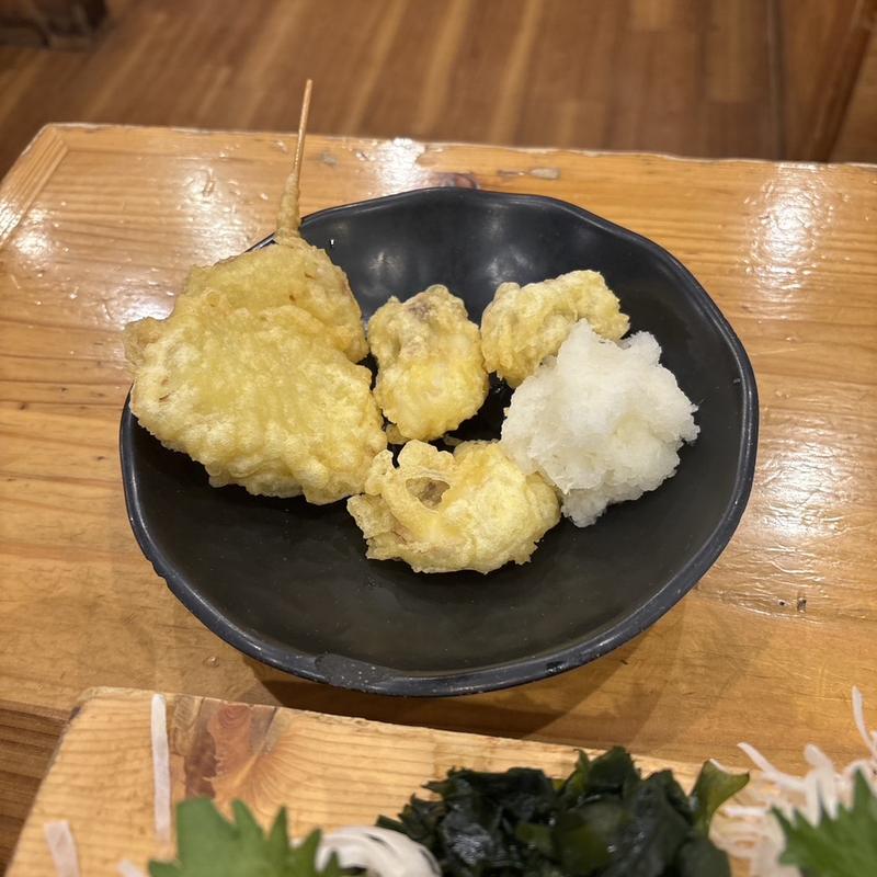 玉ねぎ天　ゲソ天3切(海鮮屋台 おくまん 難波元町店)
