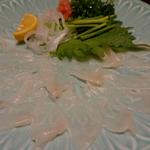 フグ刺し(ここ一軒で山口県 アンド吉祥 新山口店)
