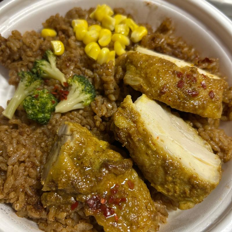 タンドリー風チキン&スパイシーピラフ(ファミリーマート 札幌南１条西５丁目店)