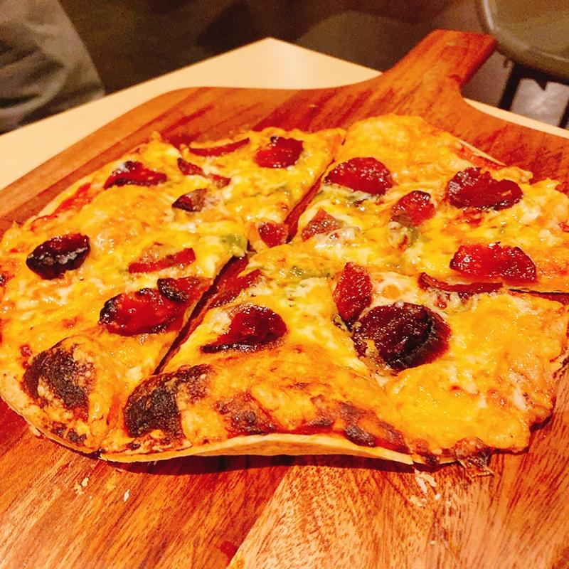 サラミピザ(カフェ ラティーノ)