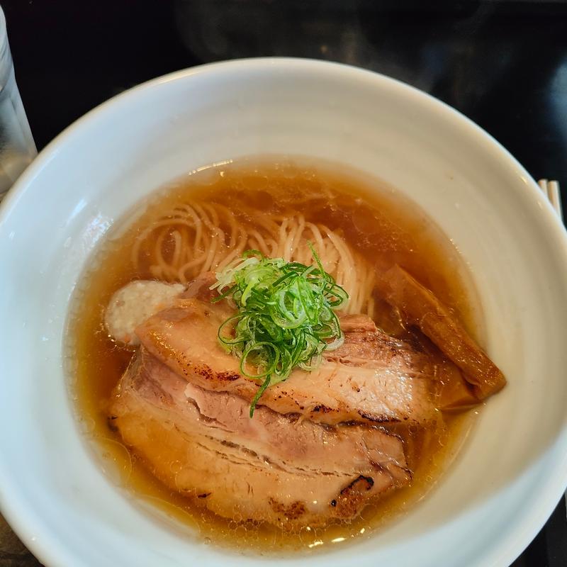 和だし醤油ラーメン(らーめん小屋 歩)